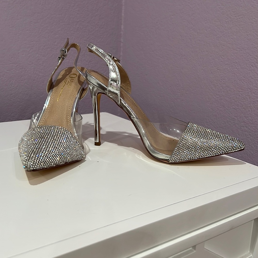 Clear side shoes with diamonds